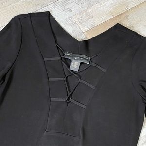 Women’s Banana Republic Black Flirty Lace Up satiny V-neck Dress - Size Small